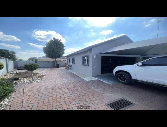 4 BEDROOM HOUSE FOR SALE IN ACASIA ESTATE